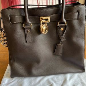 MK Large Hamilton, Saffiano Leather Bag